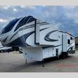 Used 2022 Grand Design Solitude 280RK thumbnail image 3