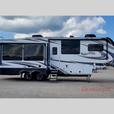 Used 2022 Grand Design Solitude 280RK thumbnail image 4