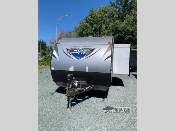 Used 2018 Forest River RV Salem Cruise Lite 210RBXL image 2