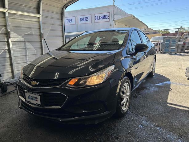 2016 Chevrolet Cruze image 3