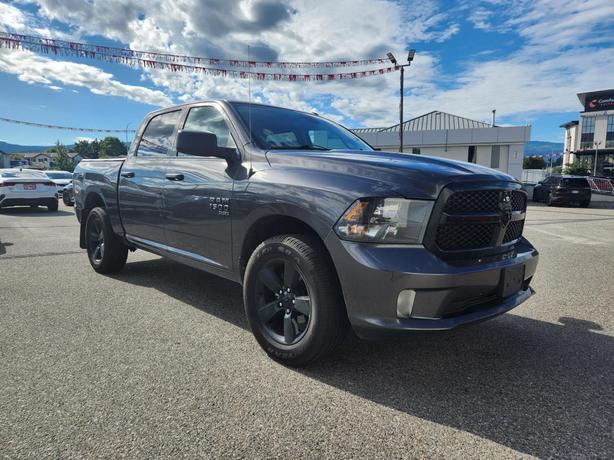 2023 RAM 1500 Classic EXPRESS image 2
