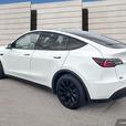 2021 Tesla Model Y LONG RANGE thumbnail image 4