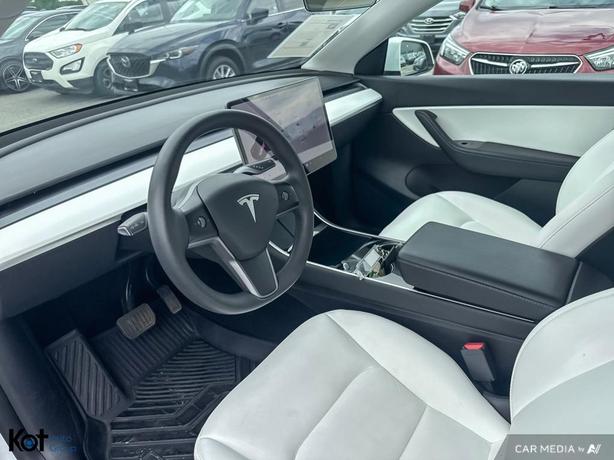 2021 Tesla Model Y LONG RANGE image 6