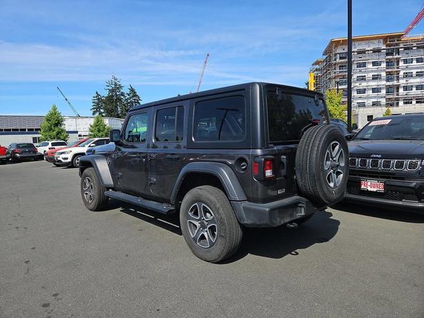 2023 Jeep Wrangler Sport S 4 Door 4x4 | One Owner | No Reported Accidents! image 4