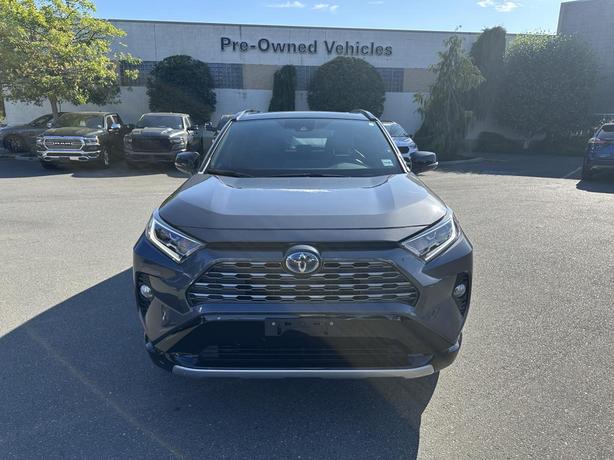 2020 Toyota RAV4 Hybrid Xle image 8