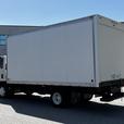 2007 GMC W3500 16-Foot Cube Van Diesel with Loading Ramp thumbnail image 7