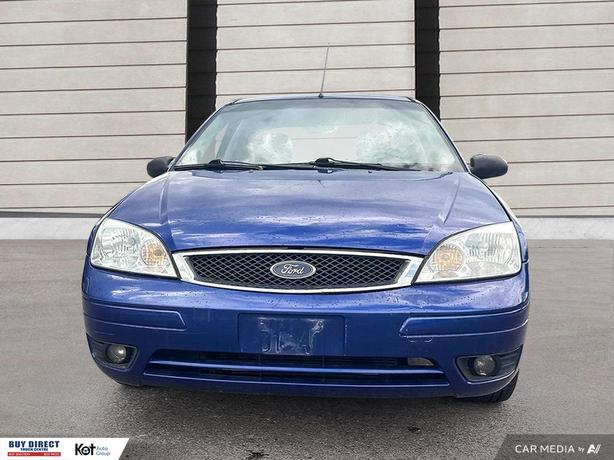 2005 Ford Focus S image 2