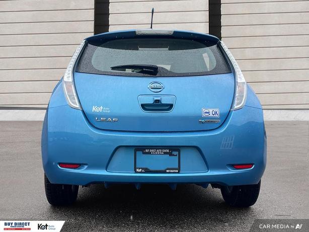2011 Nissan LEAF SL image 5