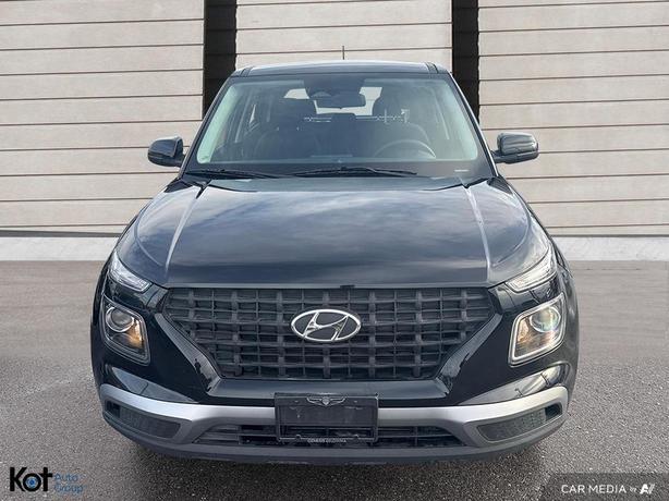 2023 Hyundai Venue Essential FORWARD COLLISION! NO ACCIDENT! image 2