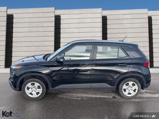 2023 Hyundai Venue Essential FORWARD COLLISION! NO ACCIDENT! image 3