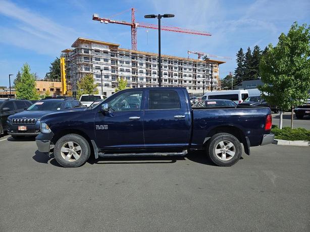 2014 RAM 1500 4WD Crew Cab 140.5 ST | Cruise Control | No Reported Accidents! image 3