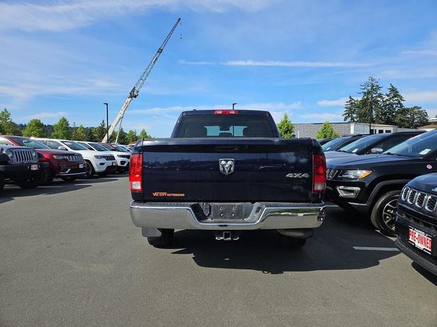 2014 RAM 1500 4WD Crew Cab 140.5 ST | Cruise Control | No Reported Accidents! image 5