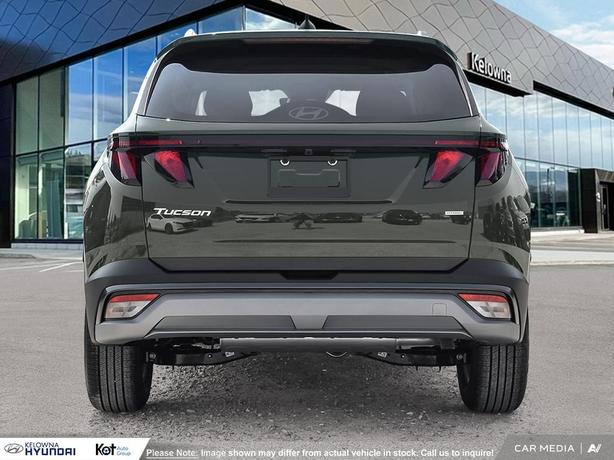 2025 Hyundai Tucson PREFERRED demo image 5