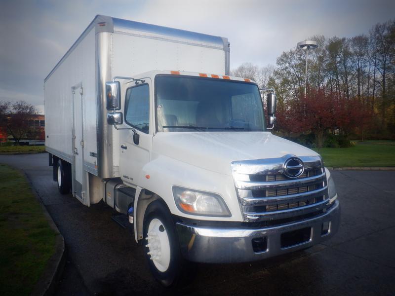 2013 Hino 308 24 Foot Cube Van 3 Seater Diesel display photo