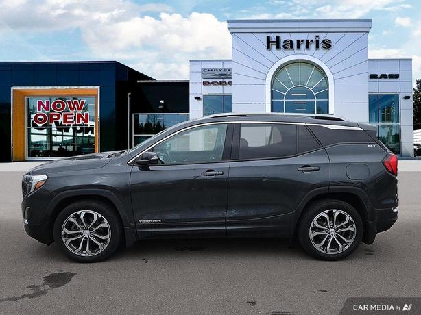 2018 GMC Terrain AWD SLT | Apple CarPlay | Android Auto! image 3