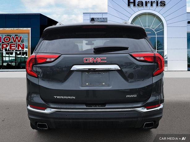 2018 GMC Terrain AWD SLT | Apple CarPlay | Android Auto! image 5
