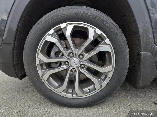 2018 GMC Terrain AWD SLT | Apple CarPlay | Android Auto! image 6