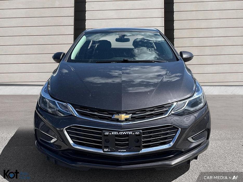 2017 Chevrolet Cruze Premier HEATED SEATS! BACKUP CAMERA! NO ACCIDENT! display photo