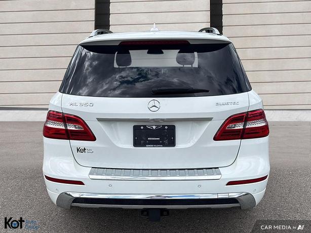 2015 Mercedes-Benz M-Class ML 350 BLUETEC image 5