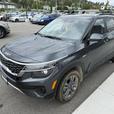 2023 Kia Seltos LX thumbnail image 2