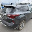 2023 Kia Seltos LX thumbnail image 4