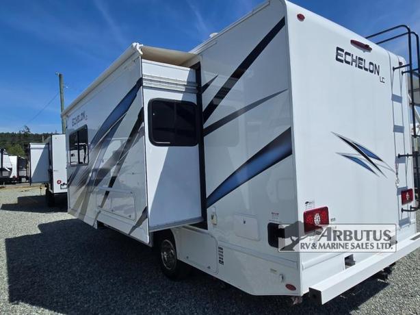 Used 2023 Thor Motor Coach Echelon LC25 image 4
