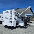 Used 2023 Thor Motor Coach Echelon LC25 thumbnail image 6
