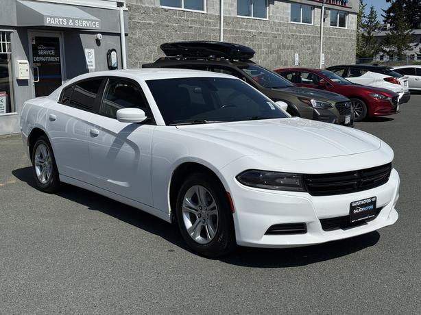 2019 Dodge Charger SXT RWD - Front Dual Zone A/C & Power Driver Seat image 4
