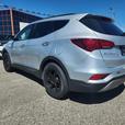 2017 Hyundai Santa Fe Sport SE thumbnail image 4