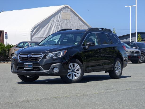 2019 Subaru Outback Touring image 1