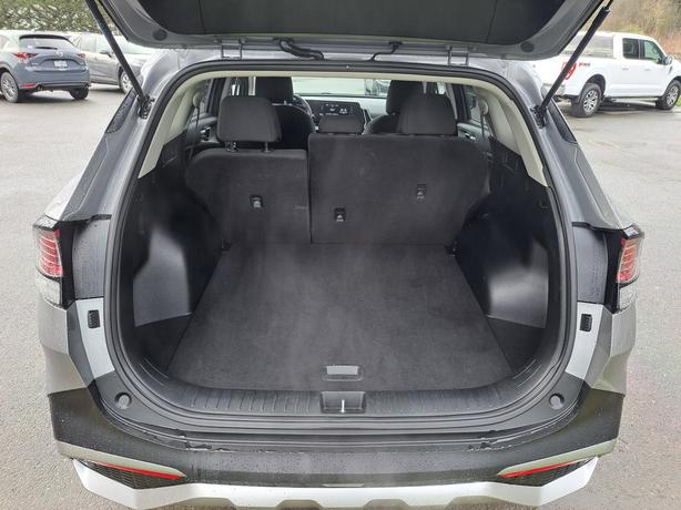 2023 Kia Sportage AWD - Heated Seats, Back-Up Camera image 8