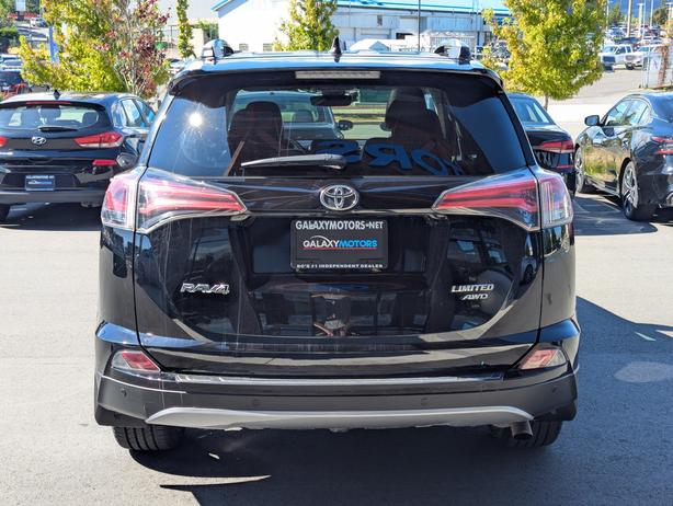 2018 Toyota RAV4 Limited - No Accidents, Sunroof, AWD, NAV image 7