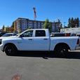 2023 RAM 1500 Classic SLT 4x4 Crew Cab 5'7 Box | No Reported Accidents! thumbnail image 3