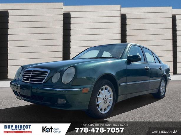 2001 Mercedes-Benz E320 3.2L image 1