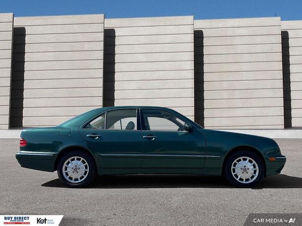2001 Mercedes-Benz E320 3.2L image 3