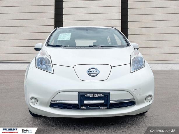 2014 Nissan LEAF SV AUTO, KEYLESS ENTRY, FABRIC SEATS, AUTO WINDOWS, CD PLAYER W image 2