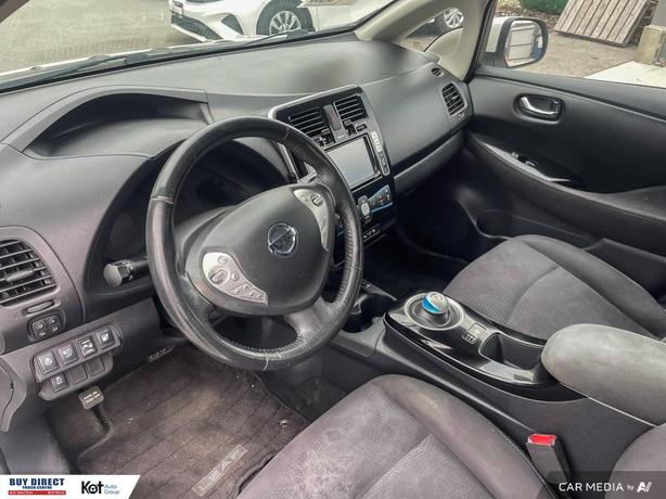 2014 Nissan LEAF SV AUTO, KEYLESS ENTRY, FABRIC SEATS, AUTO WINDOWS, CD PLAYER W image 6