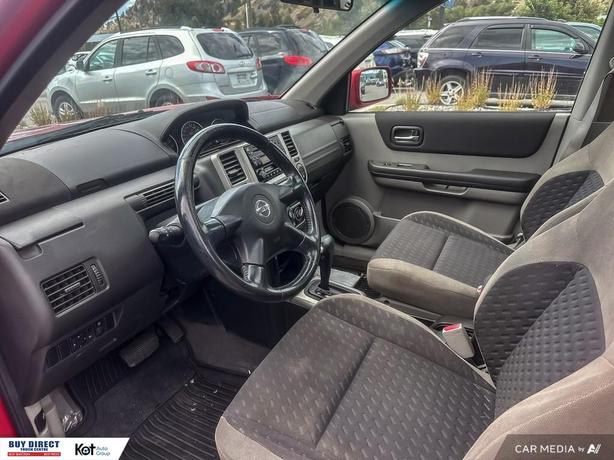 2005 Nissan X-Trail SE image 6