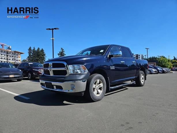 2014 RAM 1500 4WD Crew Cab 140.5 ST | Cruise Control | No Reported Accidents! image 1