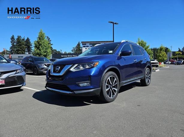 2018 Nissan Rogue 4WD Sport Utility | No Reported Accidents | One Owner! image 1