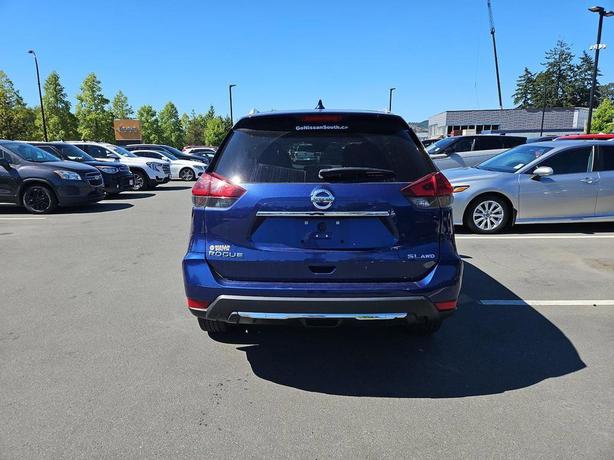 2018 Nissan Rogue 4WD Sport Utility | No Reported Accidents | One Owner! image 5
