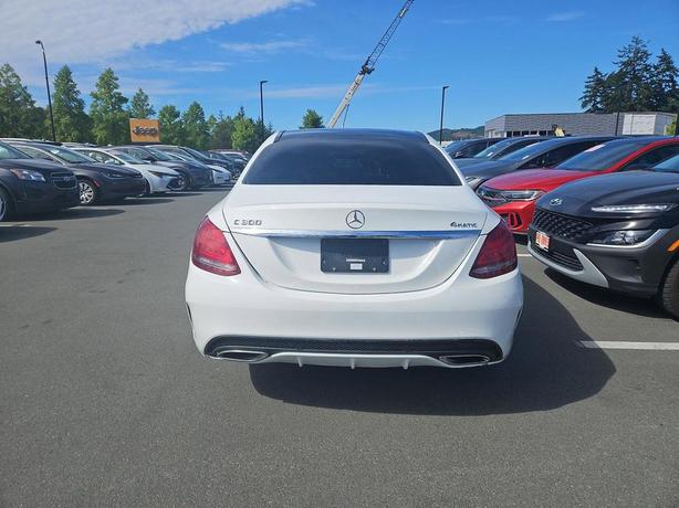 2016 Mercedes-Benz C-Class 4dr Sdn C 300 4MATIC | Blind Spot Monitor | Smart Dev image 5