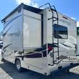 Used 2017 Coachmen RV Leprechaun 210RS thumbnail image 5