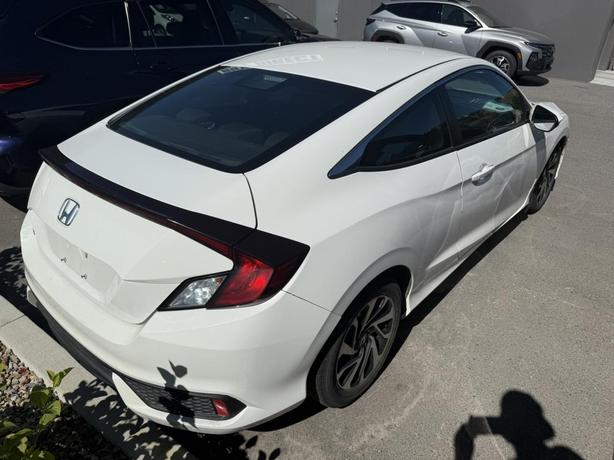 2016 Honda Civic Coupe LX image 4