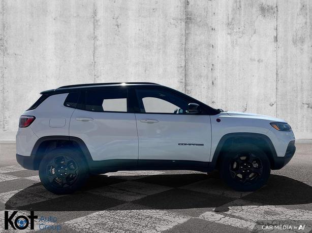 2023 Jeep Compass Trailhawk | Remote image 4