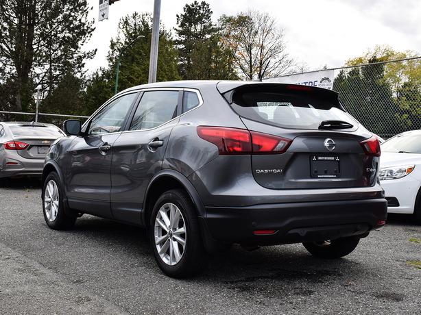 2019 Nissan Qashqai SV - Sunroof, Heated Steering Wheel, Manager Demo image 3