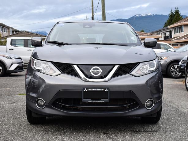 2019 Nissan Qashqai SV - Sunroof, Heated Steering Wheel, Manager Demo image 7