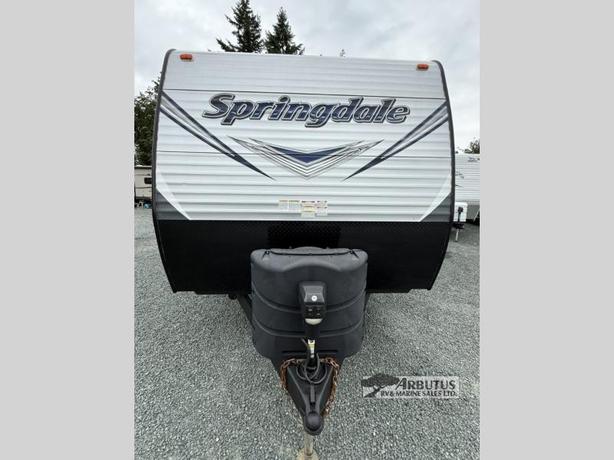 Used 2017 Keystone RV Springdale 240BHWE image 2