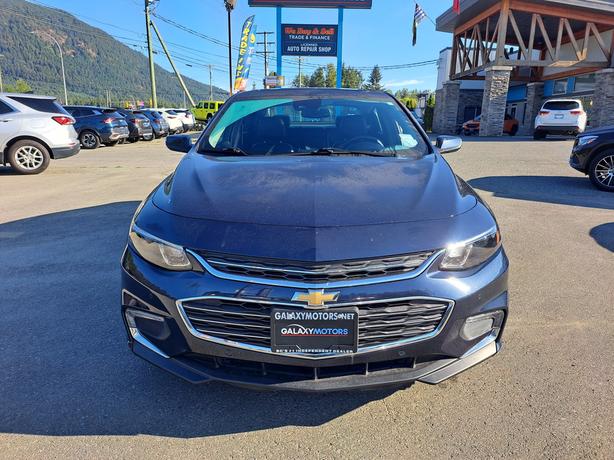 2018 Chevrolet Malibu LT - Heated Seats, Moonroof image 3