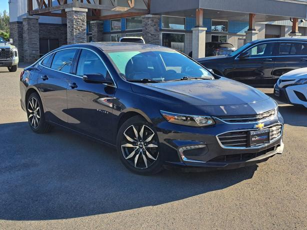 2018 Chevrolet Malibu LT - Heated Seats, Moonroof image 4
